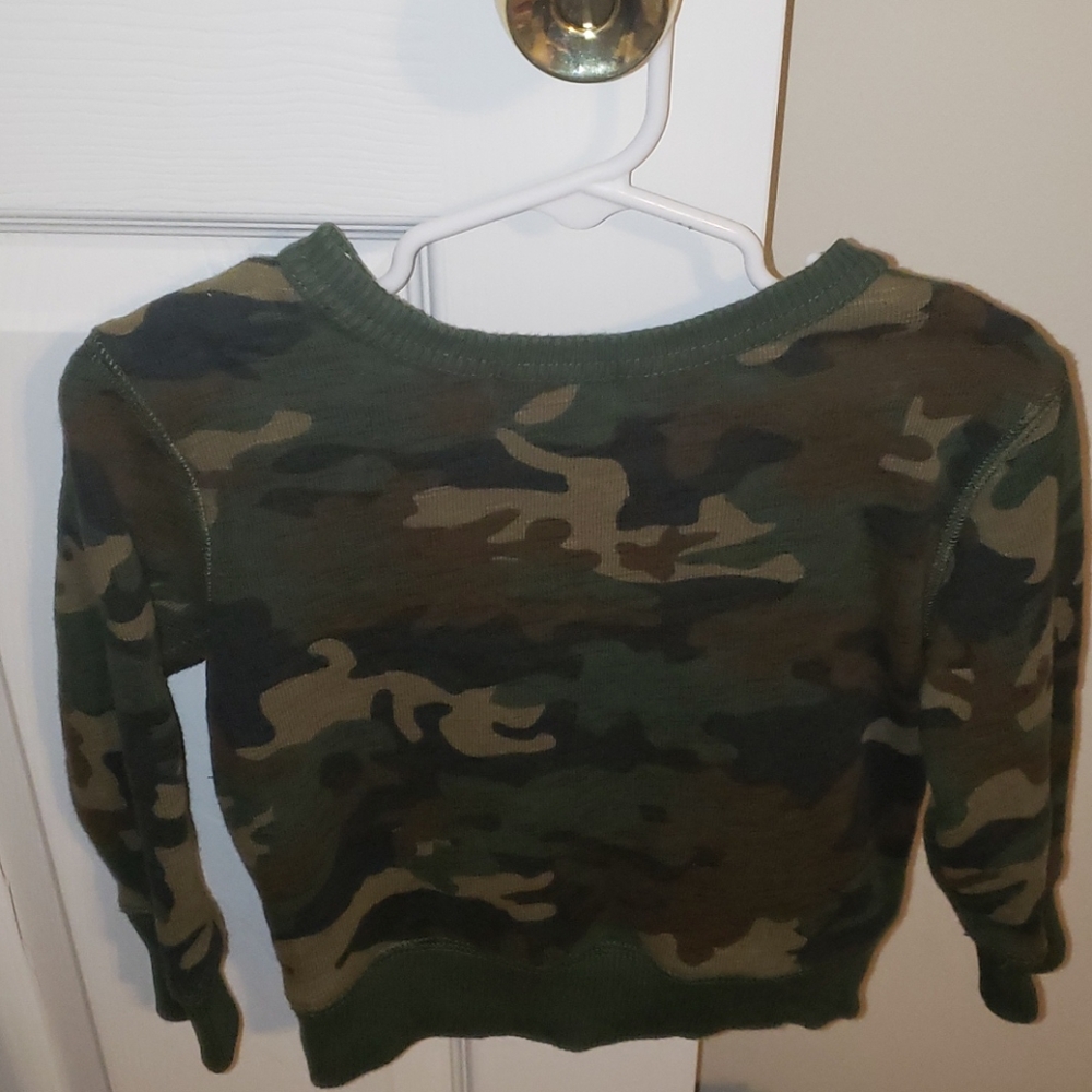 Sweater - Picture 5 of 5